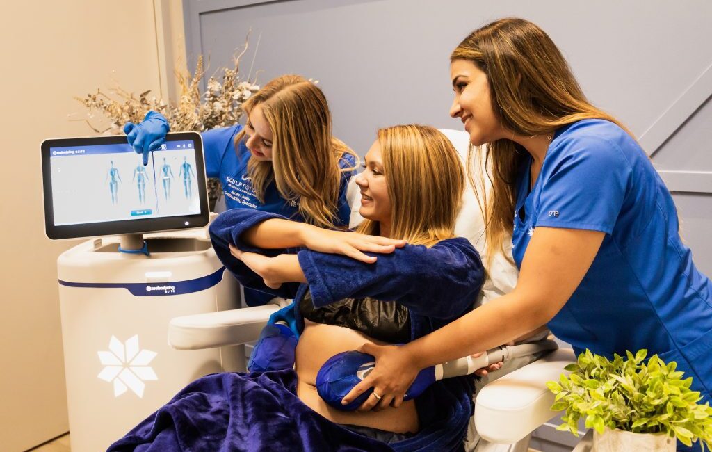 woman starting coolsculpting treatment