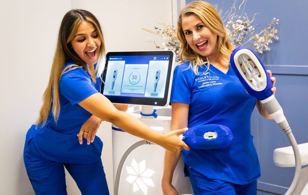 sculptology team - coolsculpting machine